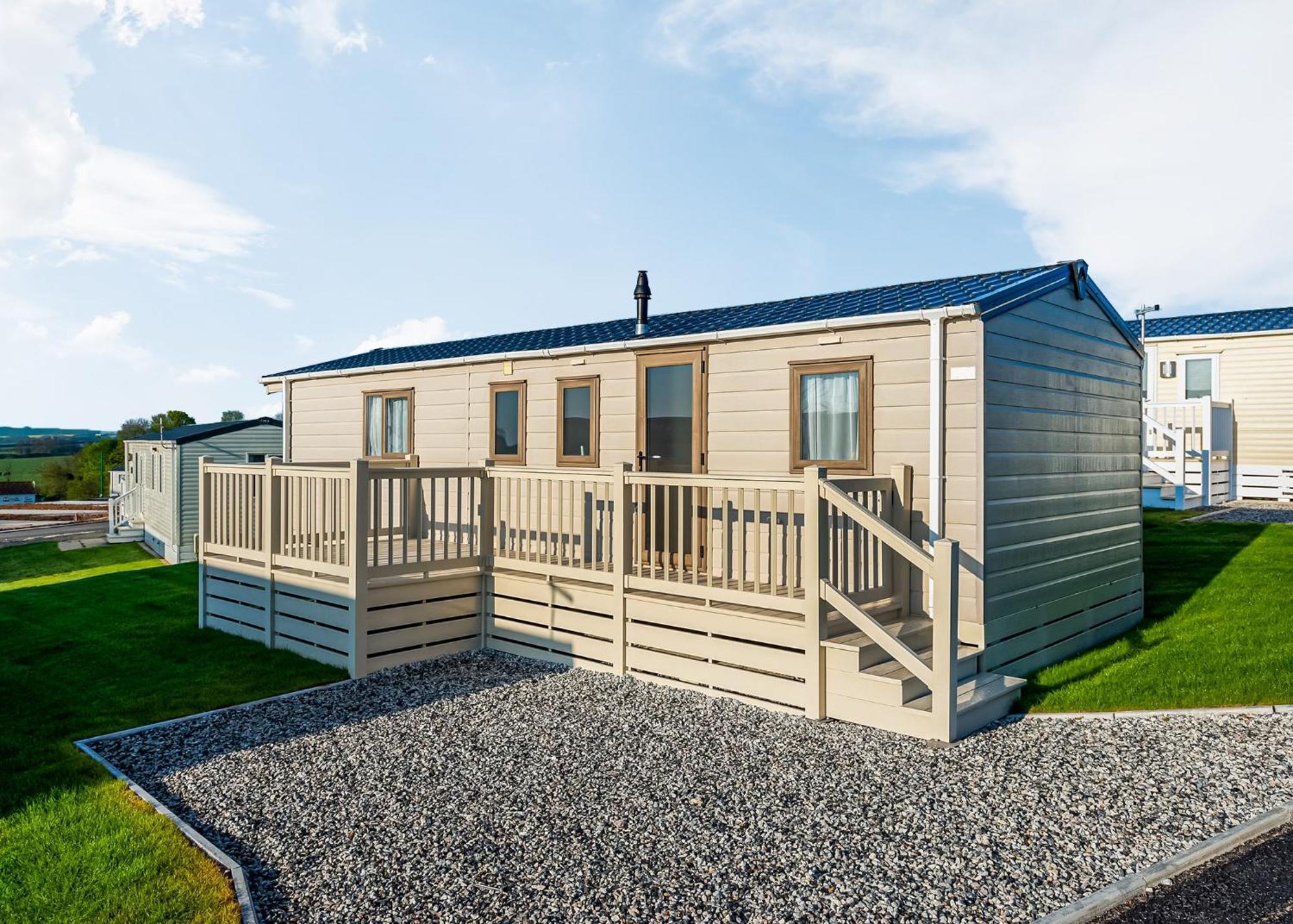 Meadow Lakes Holiday Park เซนต์ออสเทลล์ ภายนอก รูปภาพ