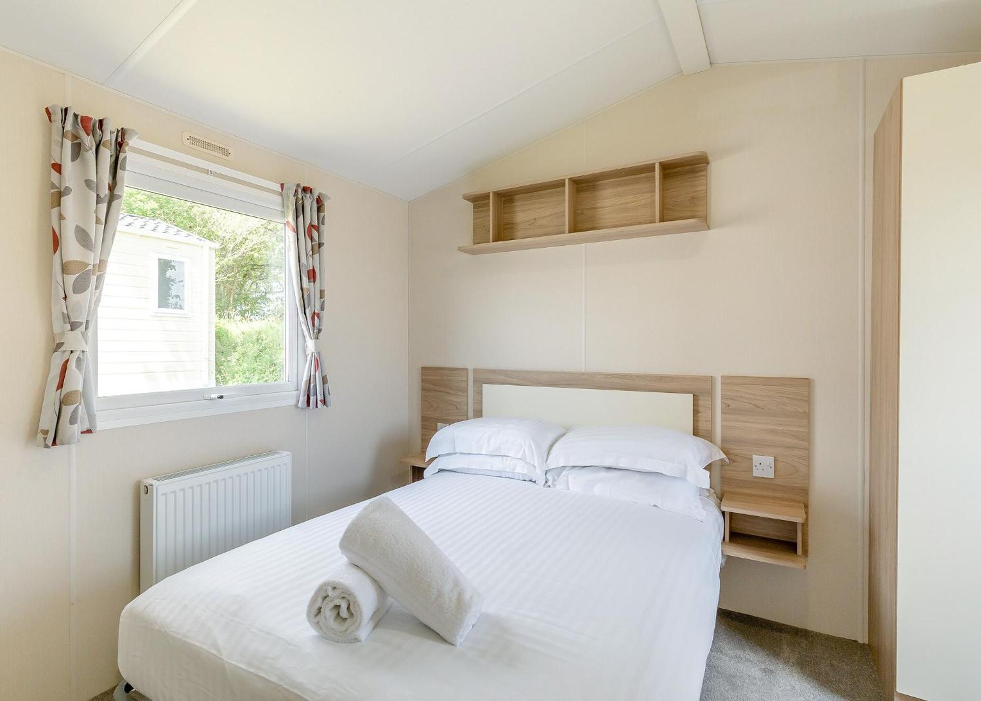 Meadow Lakes Holiday Park เซนต์ออสเทลล์ ภายนอก รูปภาพ