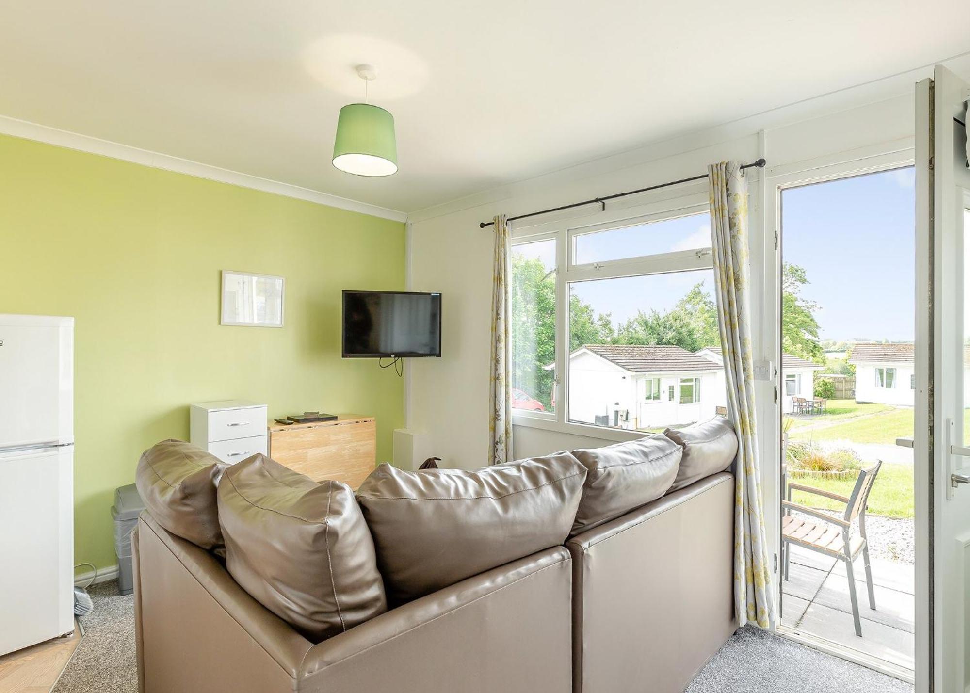Meadow Lakes Holiday Park เซนต์ออสเทลล์ ภายนอก รูปภาพ